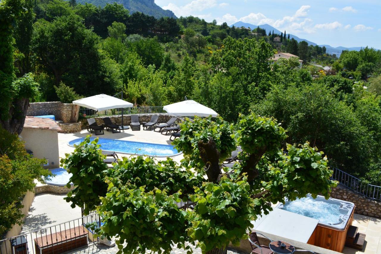 מוסטיה-סן-מארי Hotel Le Colombier מראה חיצוני תמונה