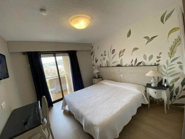 מוסטיה-סן-מארי Hotel Le Colombier מראה חיצוני תמונה