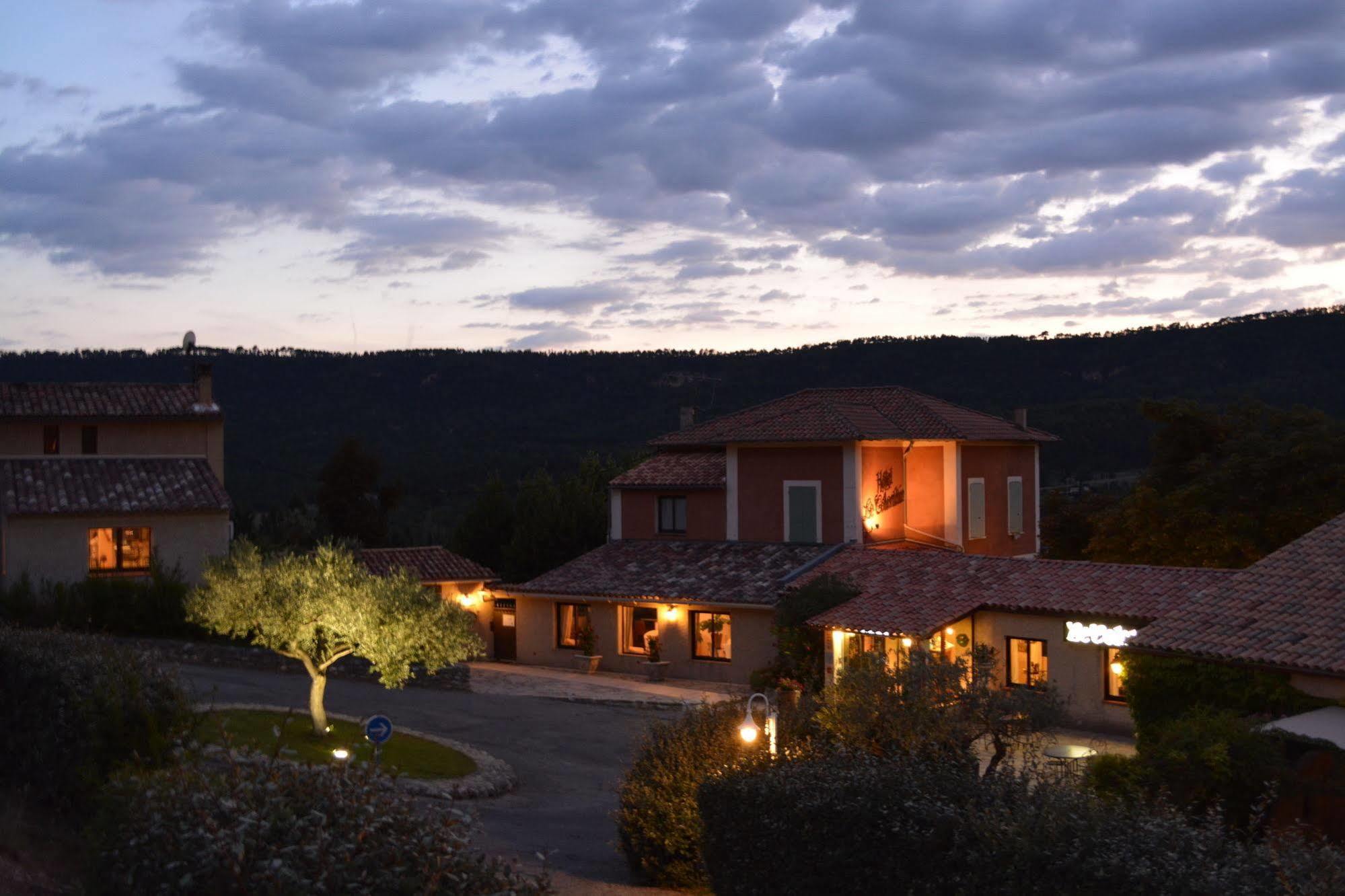 מוסטיה-סן-מארי Hotel Le Colombier מראה חיצוני תמונה