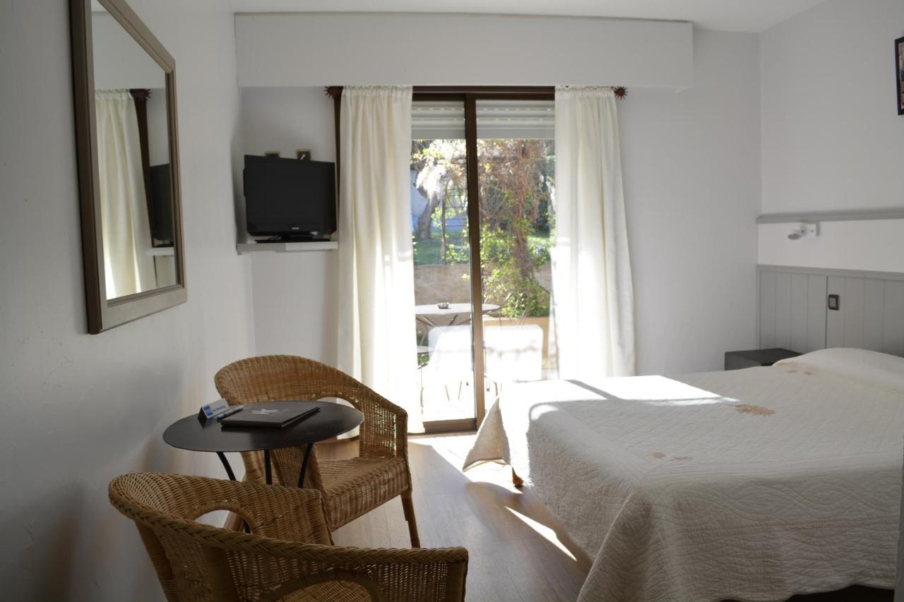 מוסטיה-סן-מארי Hotel Le Colombier מראה חיצוני תמונה