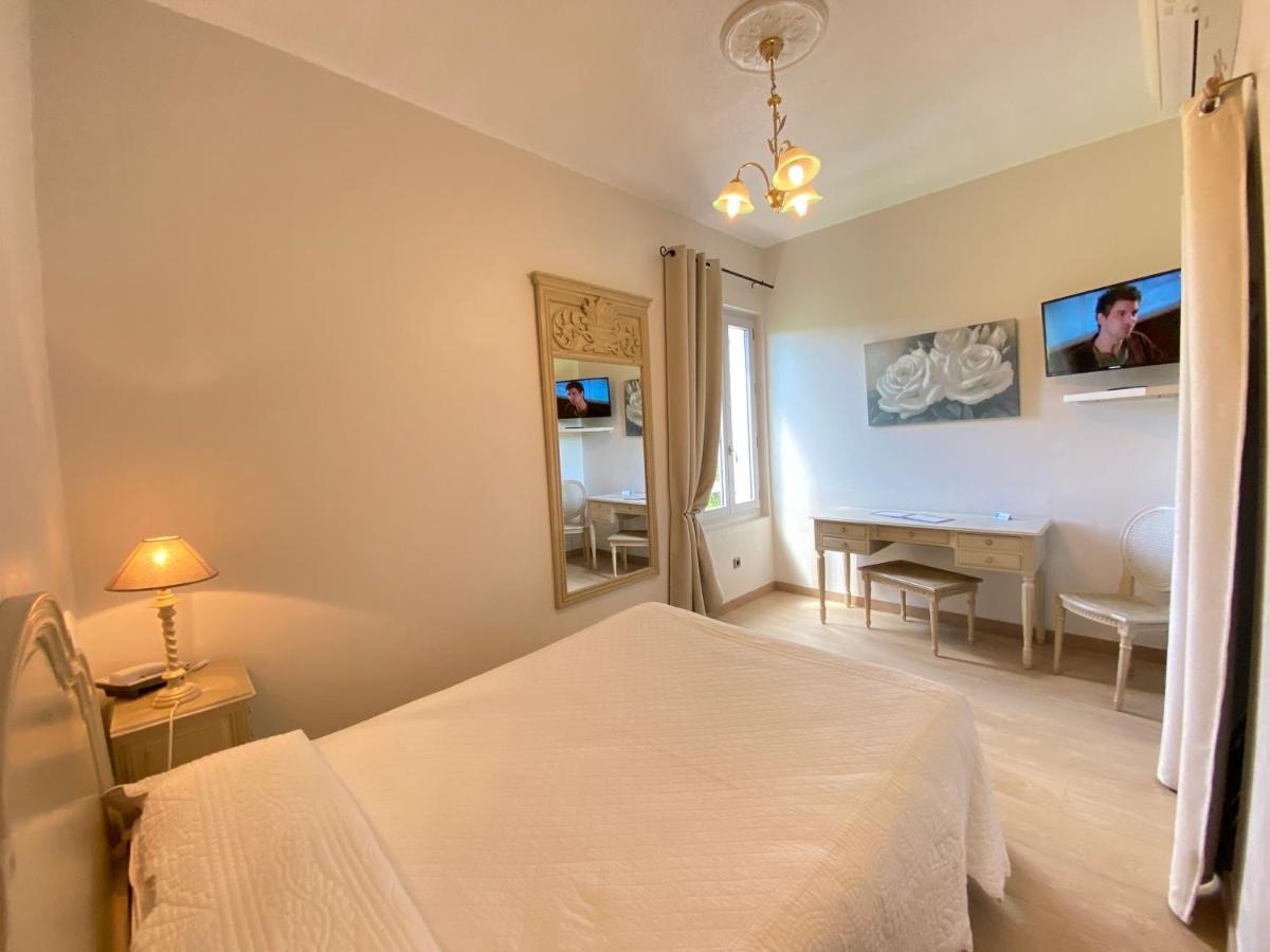 מוסטיה-סן-מארי Hotel Le Colombier מראה חיצוני תמונה